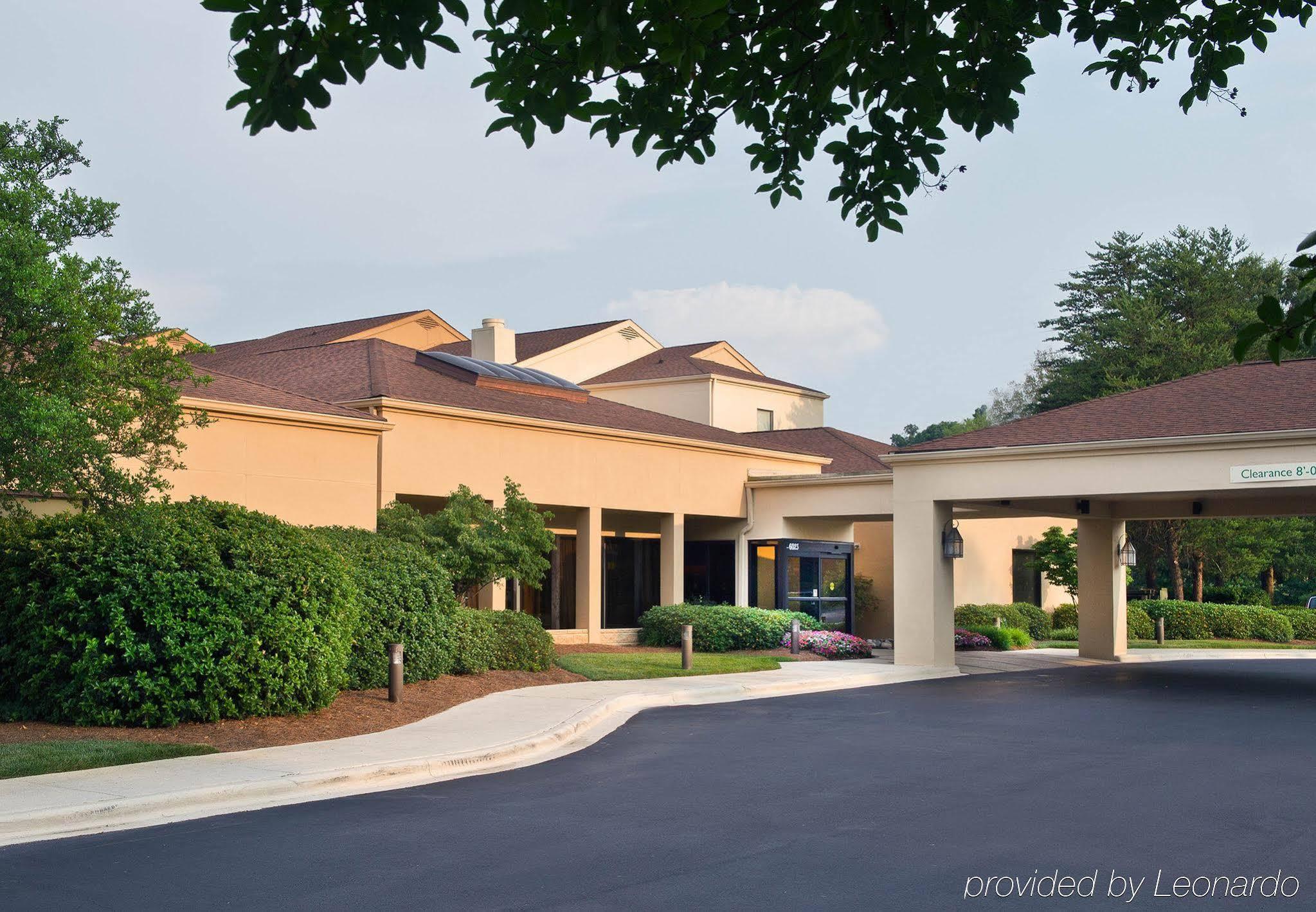 Courtyard Charlotte Southpark Hotel Exterior foto