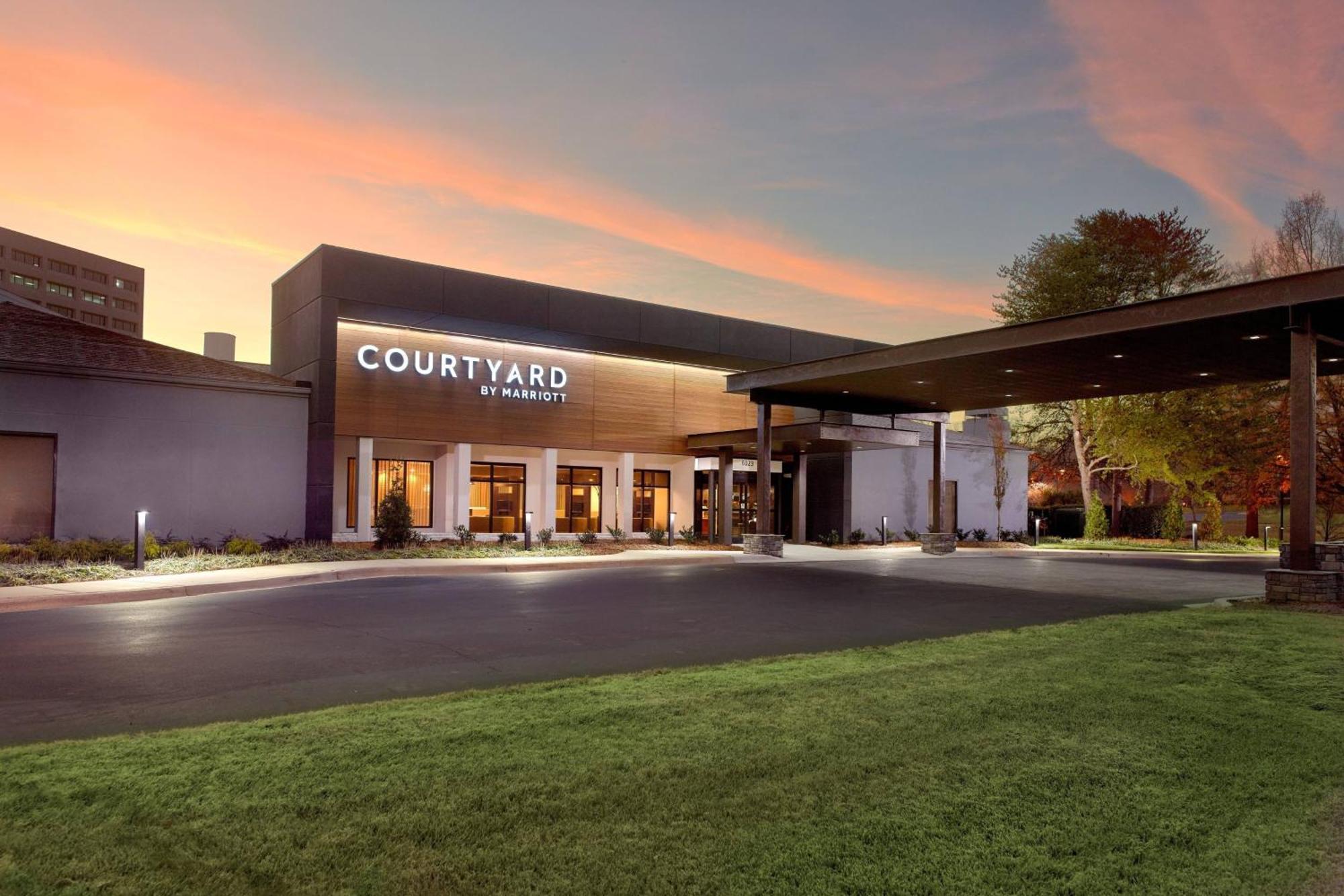 Courtyard Charlotte Southpark Hotel Exterior foto