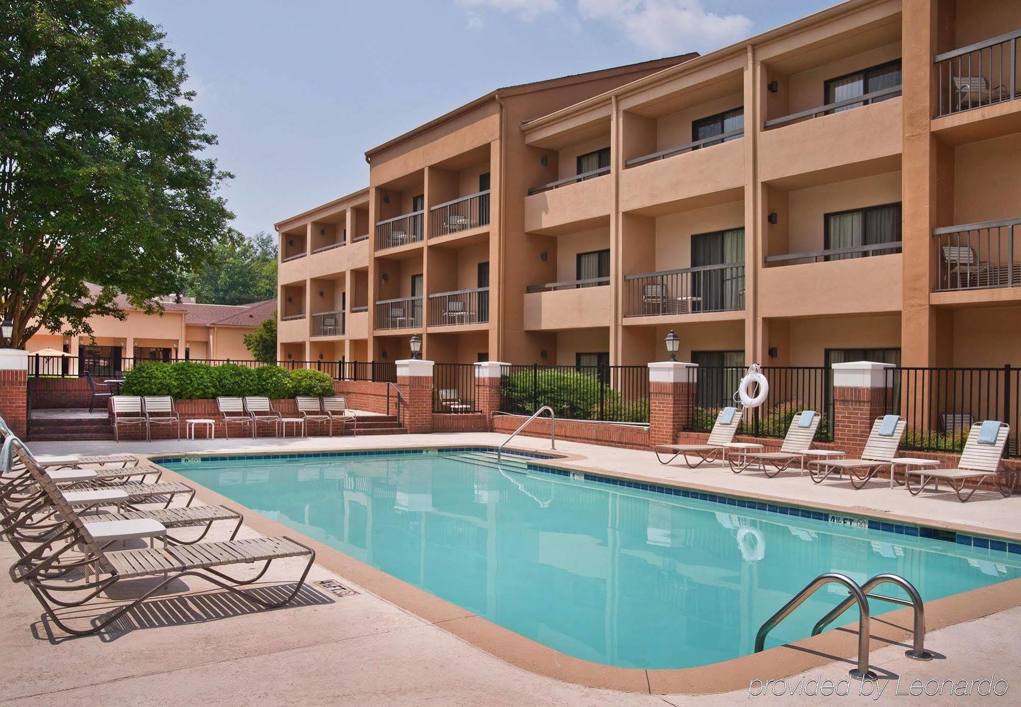 Courtyard Charlotte Southpark Hotel Exterior foto